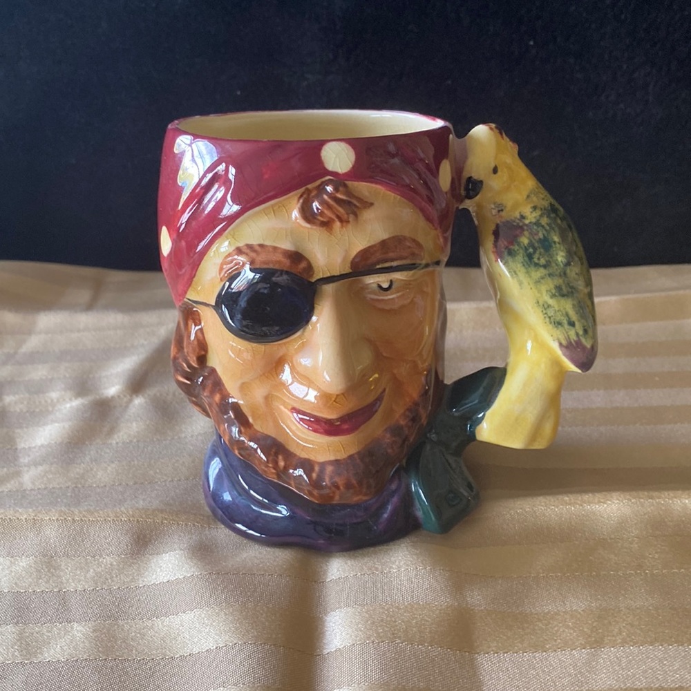 Pirate Toby Mug with Parrt